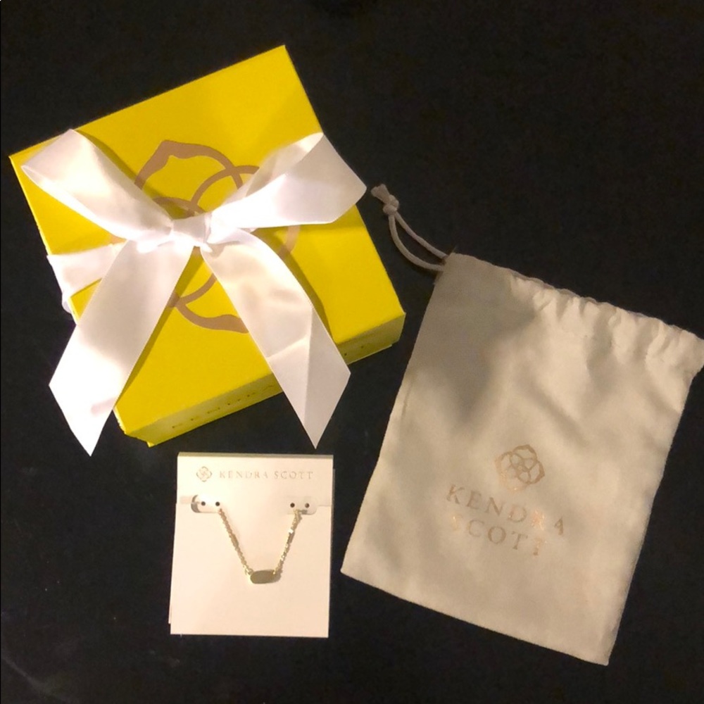 Kendra Scott Necklace